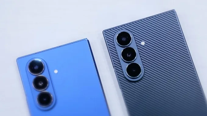 So sánh Samsung Galaxy Z TriFold và Z Fold 7 về camera chính