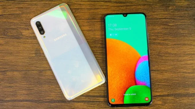 Thiết kế Samsung Galaxy A90