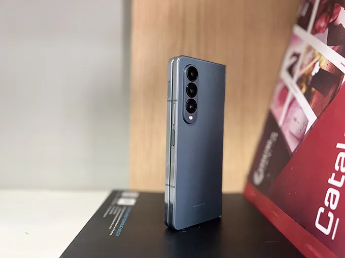 Galaxy Z Fold 4 - Điện thoại màn hình gập cao cấp nhất hiện nay