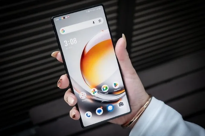 Đánh giá Nubia Z80 Ultra về màn hình