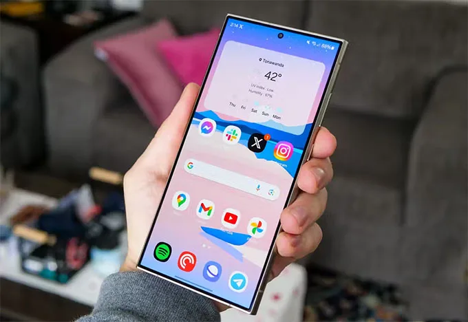 Galaxy S24 Ultra được trang bị màn hình chống chói