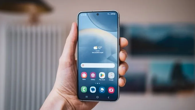 Ưu và nhược điểm của màn hình linh kiện