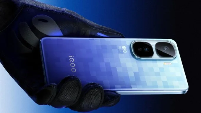Thiết kế iQOO NEO 10 Pro Plus 