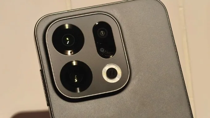 oppo-find-x9-camera-xtmobile