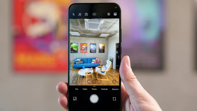 Xiaomi 15T sở hữu cấu hình camera mạnh hơn về mặt phần cứng