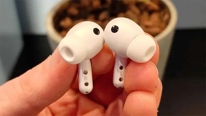 Galaxy Buds 4 Pro ra mắt với công nghệ Adaptive ANC 2.0