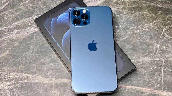 Có nên mua iPhone 12 Pro Max ở thời điểm hiện tại