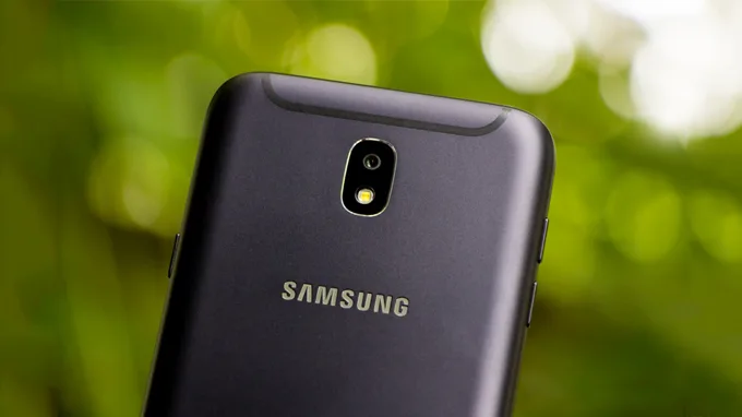 camera-galaxy-j7-Pro-do-phan-giai-13-MP-XTMobile