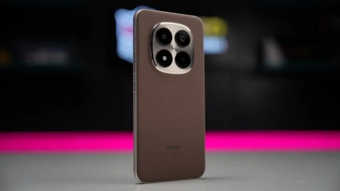Thiết kế Redmi Note 15 Pro Plus