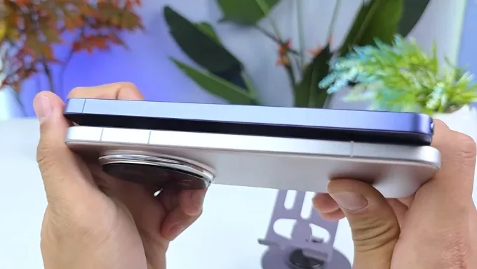 Honor Magic 8 Pro lựa chọn thiết kế cong 4 cạnh, mang lại cảm giác mềm mại và hiện đại hơn