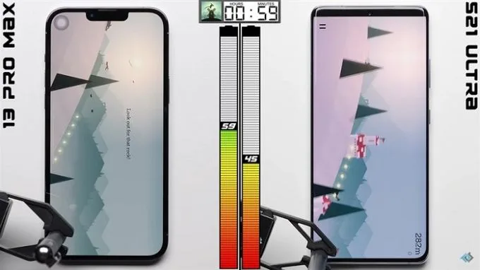 Thời gian phát video iPhone 13 Pro Max so với Galaxy S21 Ultra