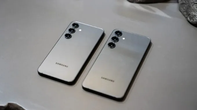 Galaxy S24 Xám Marble