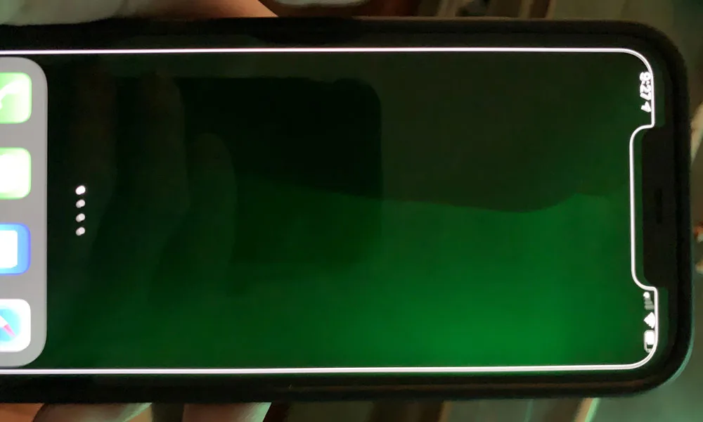 kiểm tra màn hình xanh trên iPhone 12