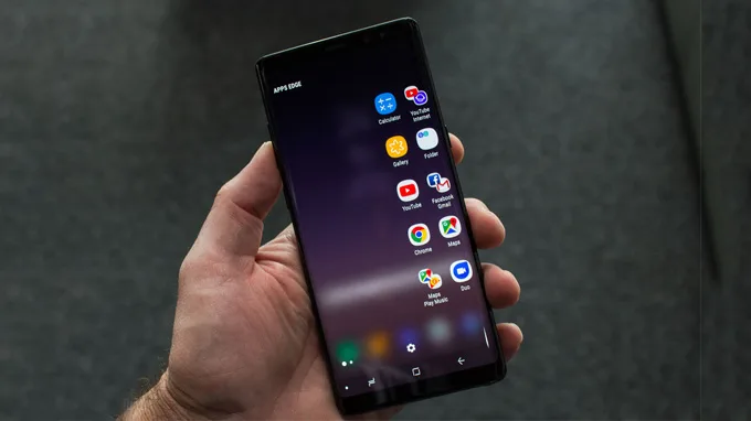 So sánh Note 8 và S9 Plus: Cuộc chiến của những