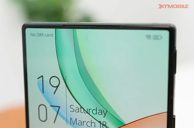 Nubia Z50 Ultra được trang bị camera ẩn dưới màn hình