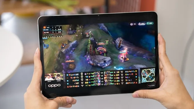 Ưu thế về chipset vẫn giúp Pad 8 vượt trội hơn khi xử lý các tác vụ đòi hỏi tốc độ và độ ổn định cao