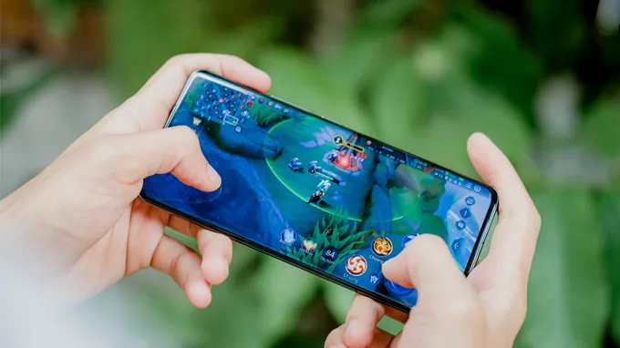 Cấu hình Xiaimo 13 Pro mạnh mẽ hơn