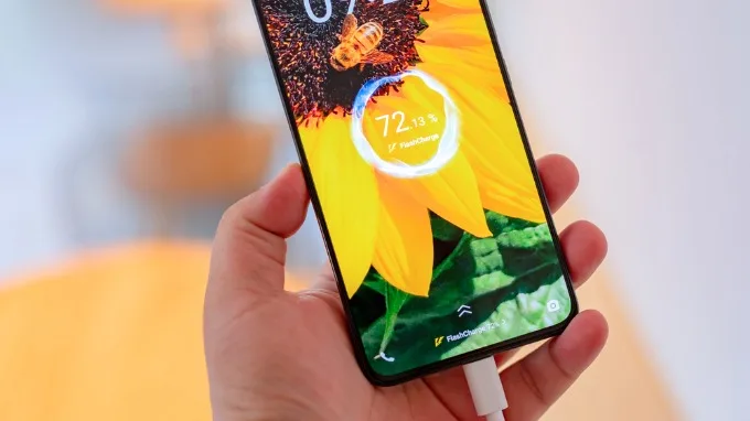 Review Vivo V60 Lite 5G về công nghệ sạc