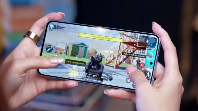 Galaxy A57 chạy mượt các tựa game phổ biến như Liên Quân Mobile, PUBG Mobile