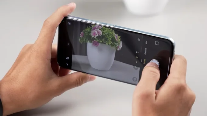 Hệ thống camera trên Redmi Note 15 series được phân cấp khá rõ ràng giữa từng phiên bản