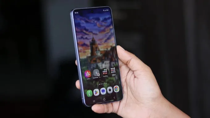 man-hinh-hien-thi-cua-samsung-galaxy-s26-xtmobile