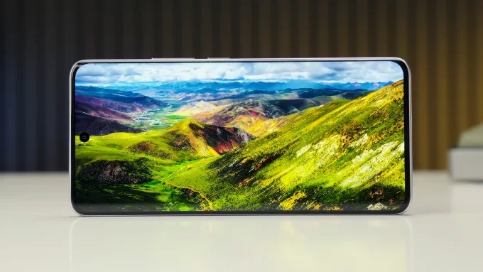 So sánh Xiaomi Redmi Note 15 5G vs POCO X6 Pro về màn hình