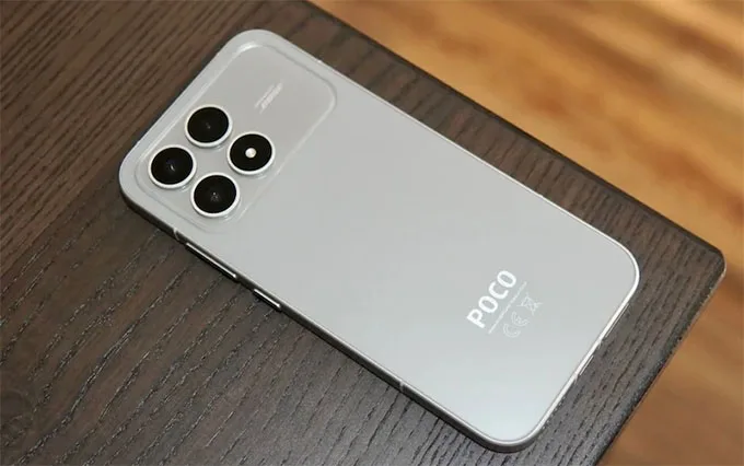 Thiết kế của POCO tuy không tinh xảo bằng Xiaomi 15