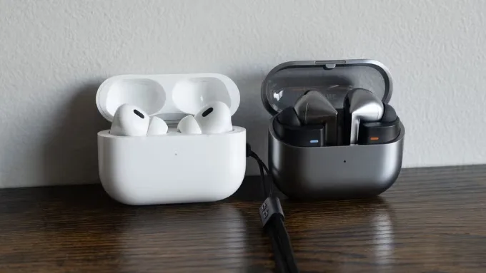 Galaxy Buds 3 FE và Galaxy Buds 3 Pro có màu sắc đa dạng, đáp ứng tốt nhu cầu của người dùng