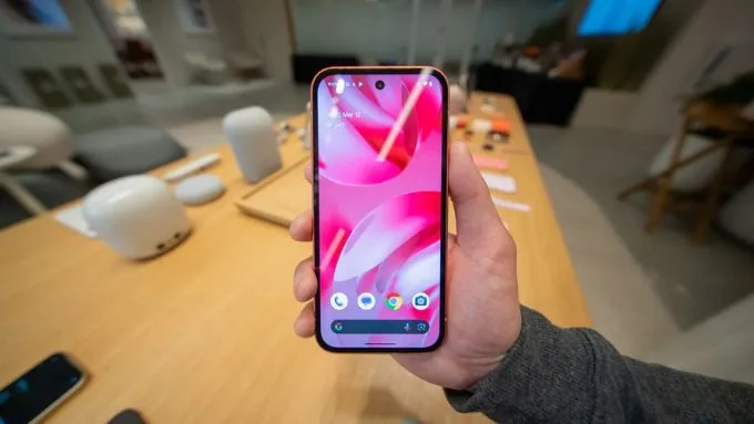 Màn hình hiển thị Google Pixel 9a