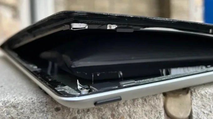 iPad bị phồng pin có nguy hiểm không?
