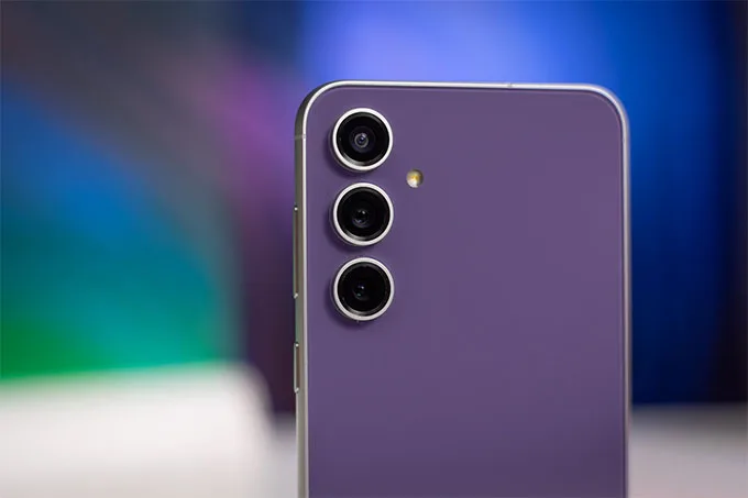 Máy ảnh: Pixel có nhiều tính năng tính toán hơn, Galaxy zoom sắc nét hơn