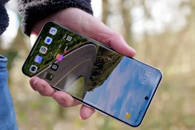 Màn hình Xiaomi 15 Ultra