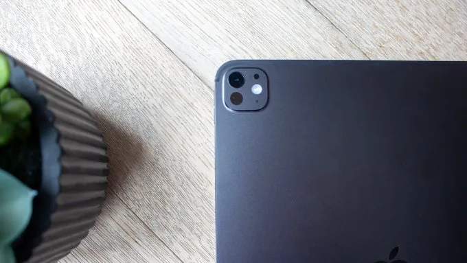 Camera iPad Pro M5
