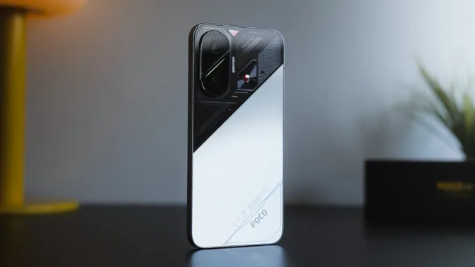 Poco F7