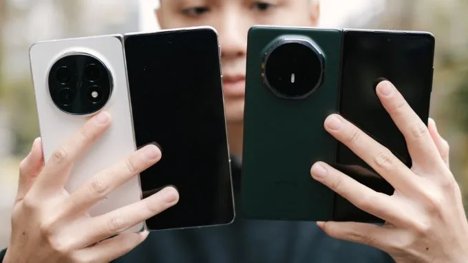 Thiết kế và màn hình của Oppo Find N5 và Honor Magic V3