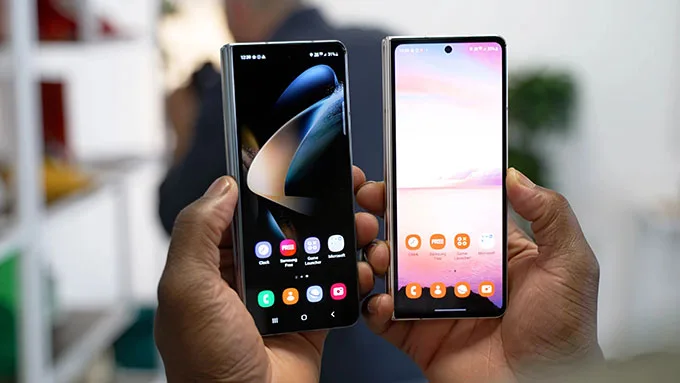 So sánh chi tiết Galaxy Z Fold 4 và Galaxy Z Fold 3: màn hình ngoài