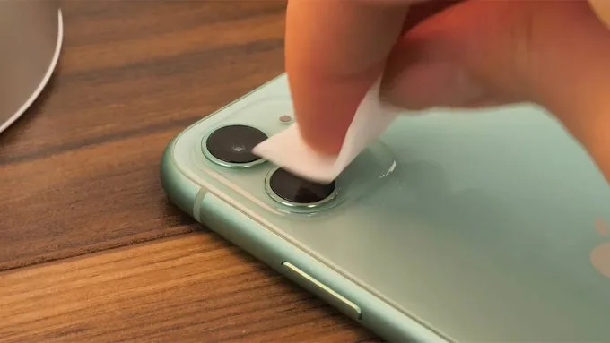Cách bảo vệ camera iPhone hiệu quả