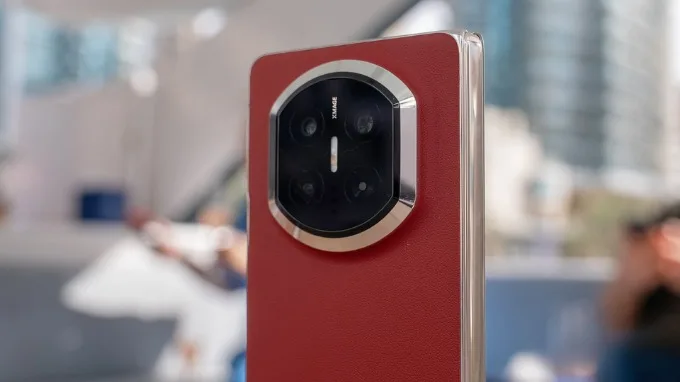 Huawei Mate X7 sở hữu camera chính độ phân giải 50MP