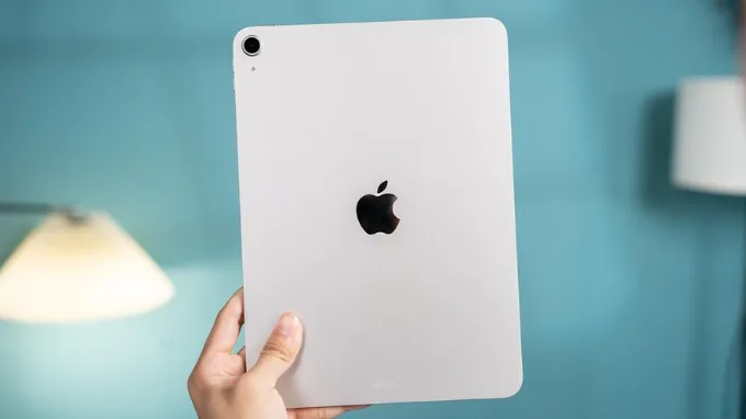 iPad Air M3 11 inch mỏng và nhẹ hơn đáng kể