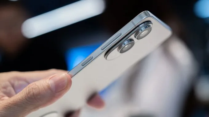 Đánh giá thiết kế mỏng của Samsung Galaxy S25 Edge