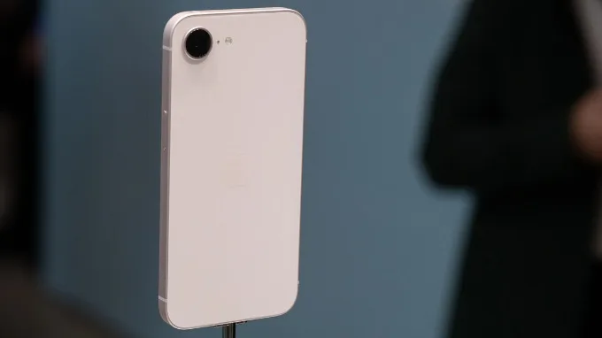 iPhone 17e màu Hồng phai