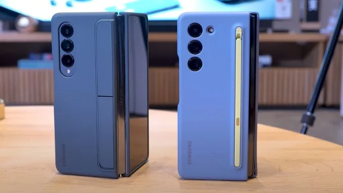 Điện thoại Samsung có bút cảm ứng Galaxy Z Fold 6