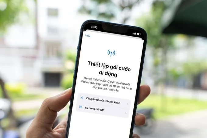 Hướng dẫn chi tiết cách lấy lại eSIM trên iPhone