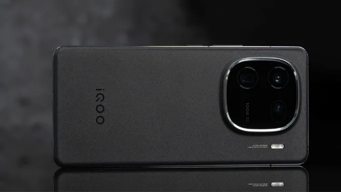 Vivo iQOO 12 5G