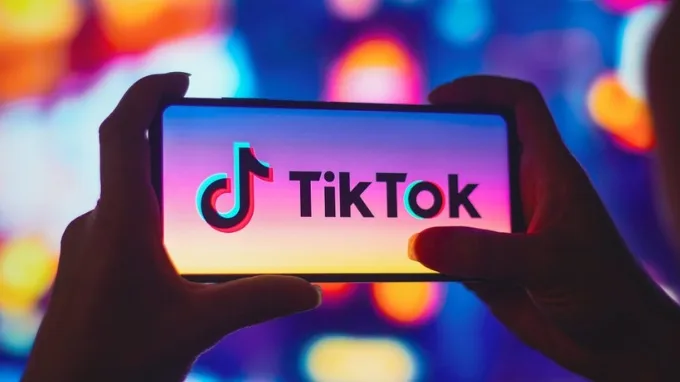 Xóa bộ nhớ đệm (cache) trên TikTok có sao không?