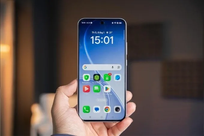 Màn hình OPPO Reno15 F