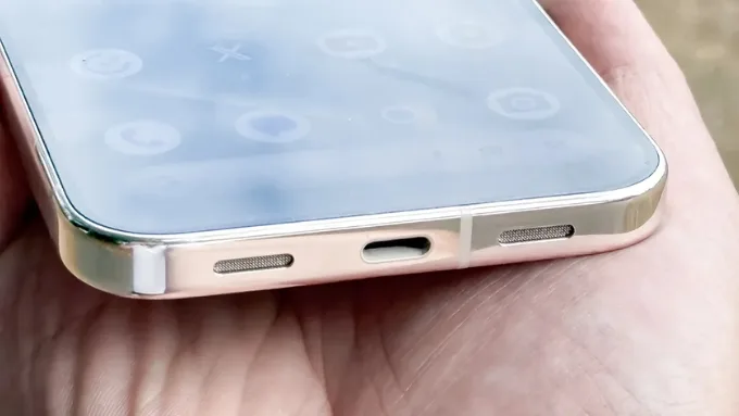 So sánh Xiaomi 17 Ultra và Pixel 10 Pro XL về pin