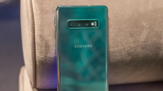 Galaxy S10 Plus được trang bị bộ 3 camera khủng