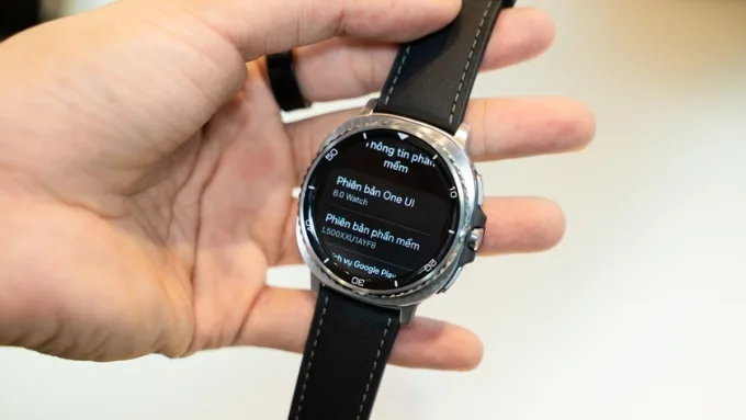 Galaxy Watch 8 Classic vận hành trên nền tảng Wear OS 6