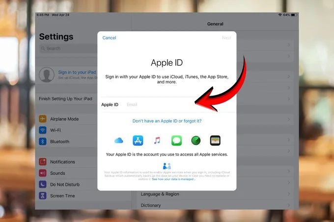 Nhập Apple ID của bạn để kích hoạt và thiết lập lại toàn bộ máy theo nhu cầu